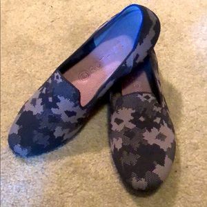 Rothy’s Grey Botanicamo Loafers size 9